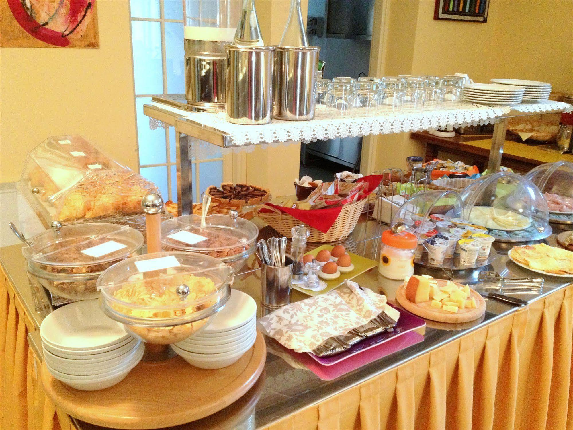 Hotel Cinzia 4*